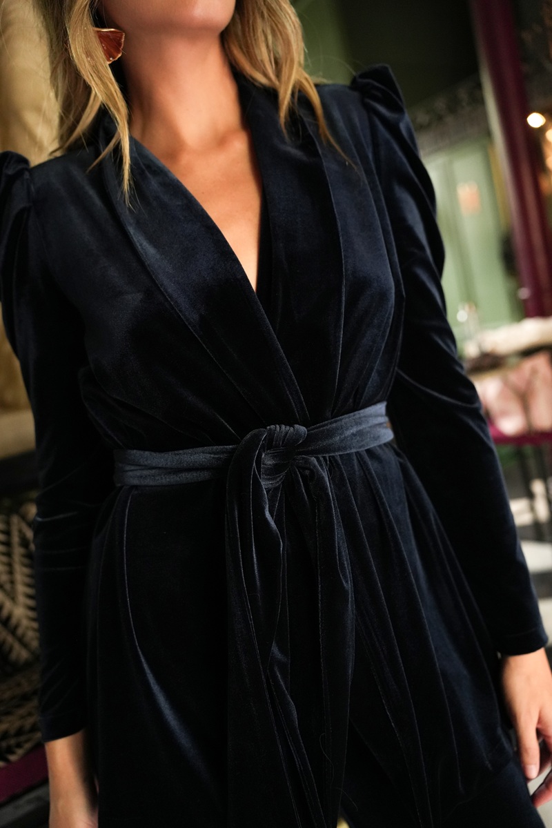 TRAJE AZUL MARINO DE TERCIOPELO - Imagen 3